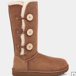 Uggs Bailey Button